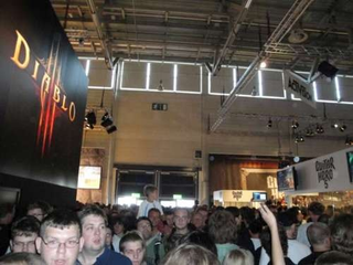 Illustration for article titled Gallery: The Wonders of Gamescom's Hall 6
